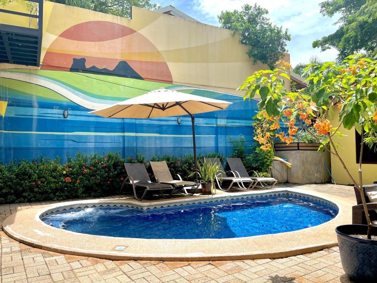 Хостел Tamarindo Backpackers Екстер'єр фото